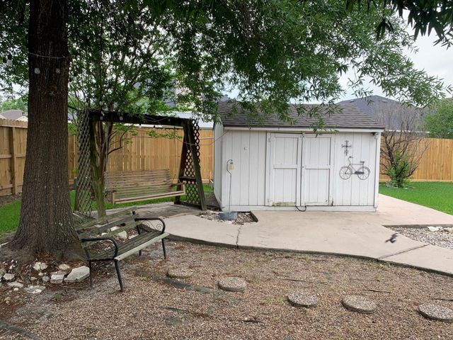 15118 Carsen Bend Drive, Houston, TX 77049