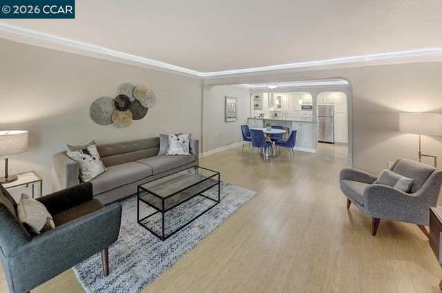 1136 Rockledge Ln 6, Walnut Creek, CA 94595