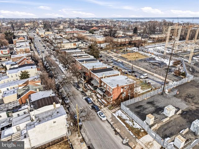 1225 W 7TH ST, Chester, PA 19013