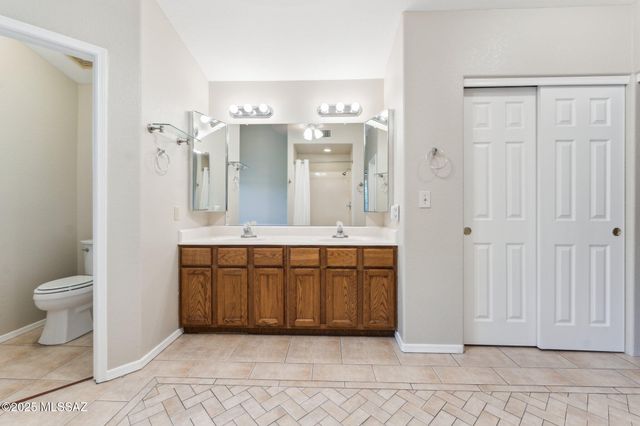 10311 N Cape Fear Lane, Oro Valley, AZ 85737