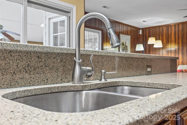 2234 Hamilton Mill Road, Charlotte, NC 28270