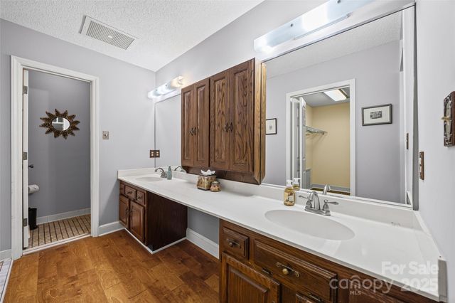 2234 Hamilton Mill Road, Charlotte, NC 28270