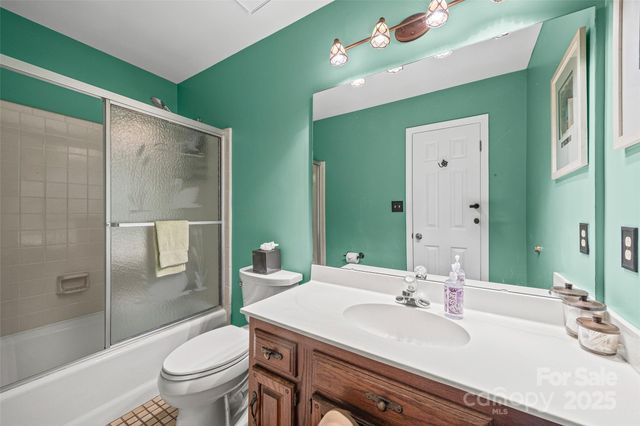 2234 Hamilton Mill Road, Charlotte, NC 28270