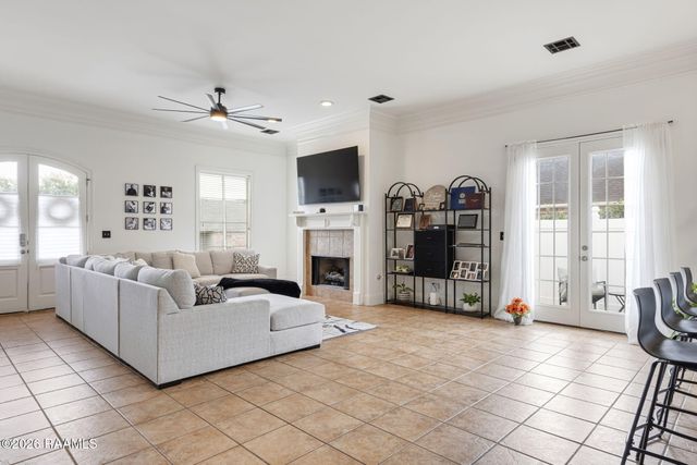 205 Vinemont Drive, Lafayette, LA 70501