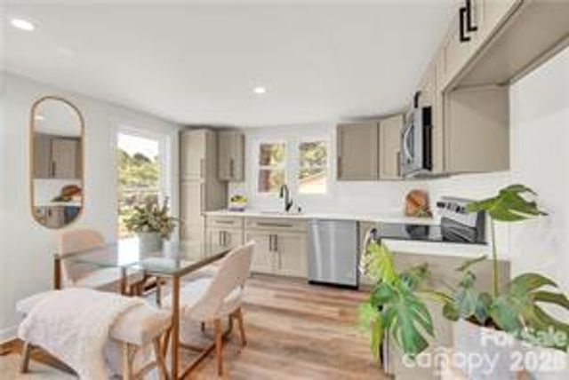 515 Roberts Avenue, York, SC 29745