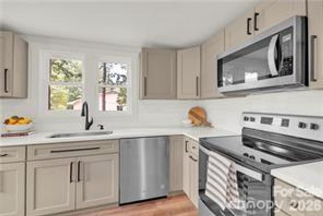515 Roberts Avenue, York, SC 29745