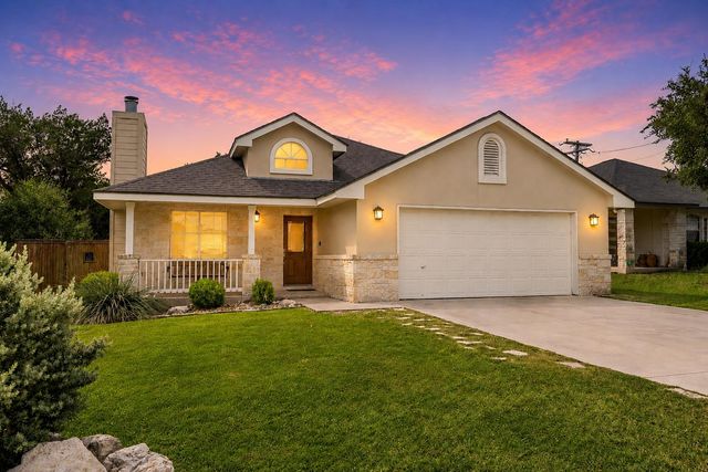 55 Sprucewood DR, Wimberley, TX 78676