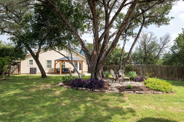 55 Sprucewood DR, Wimberley, TX 78676