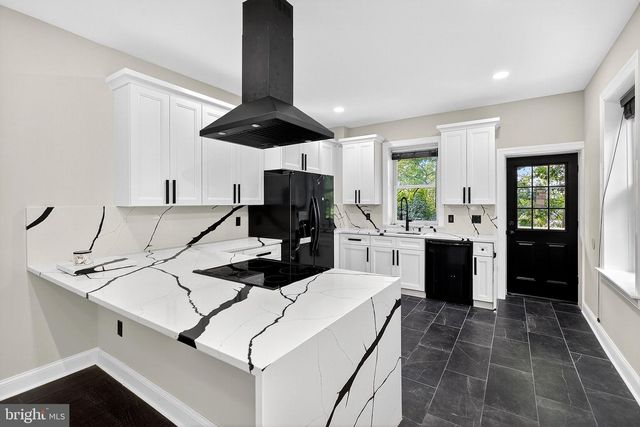 1318 W 6TH ST, Wilmington, DE 19805