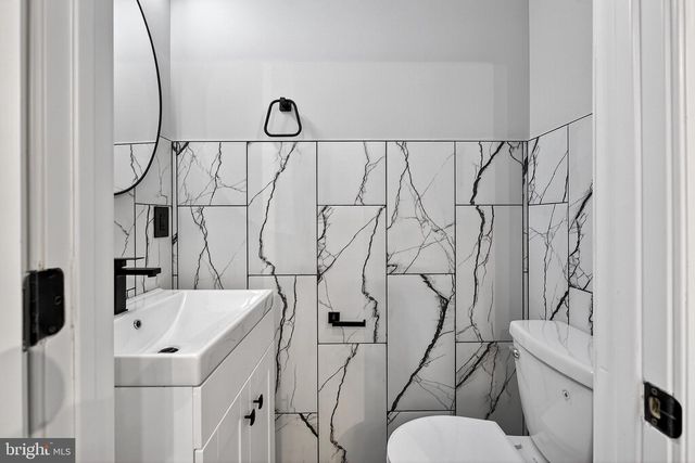 1318 W 6TH ST, Wilmington, DE 19805