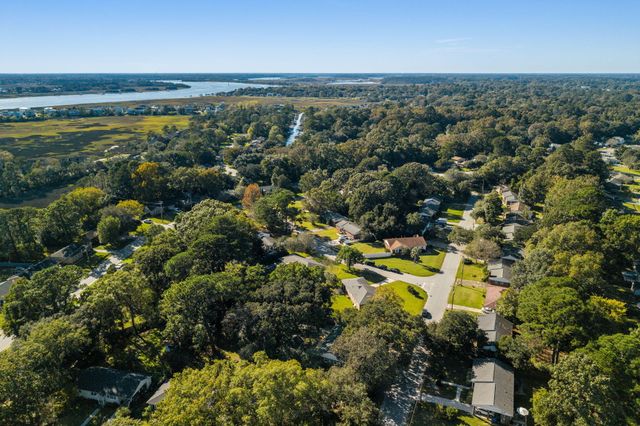2007 Boeing Avenue, Charleston, SC 29407