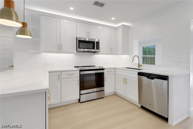 4525 Fluvia AVE, Naples, FL 34103