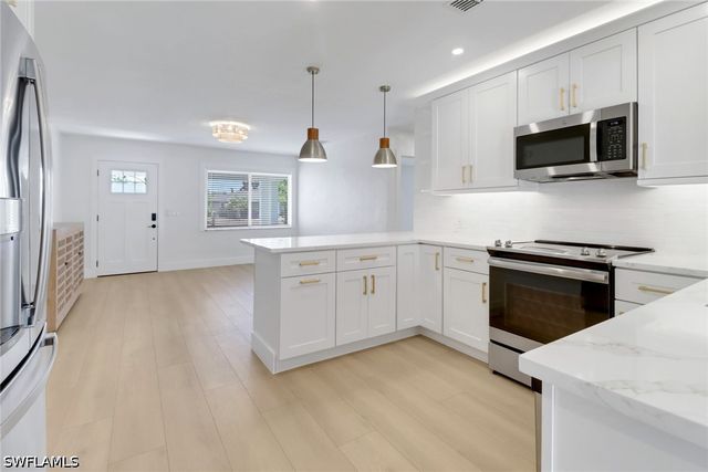 4525 Fluvia AVE, Naples, FL 34103