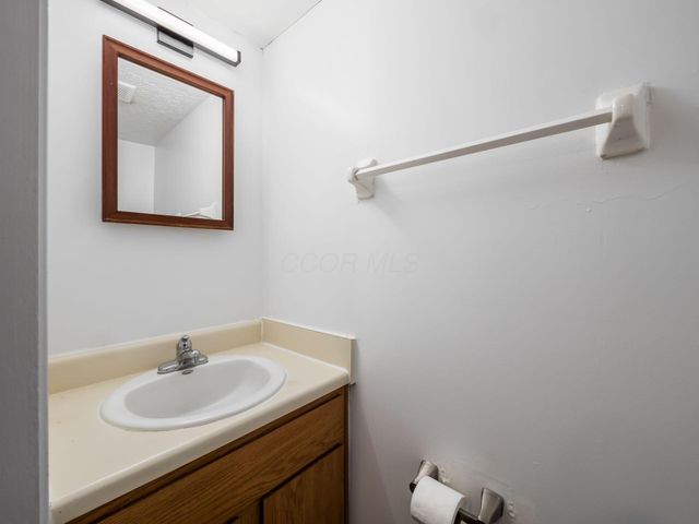 4835 Duke Philip Drive, 39A, Hilliard, OH 43026