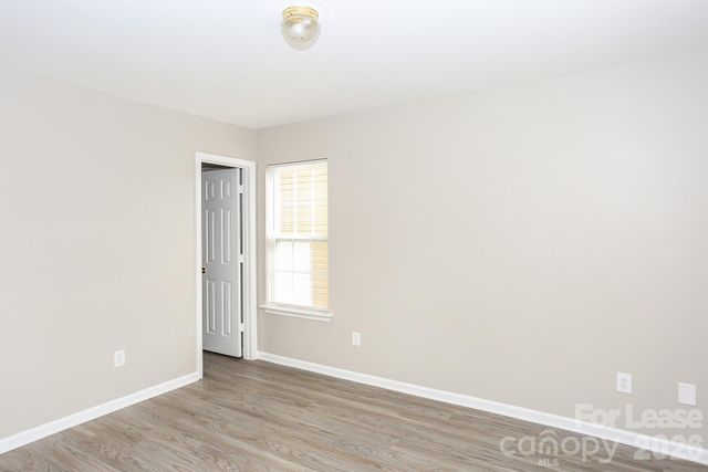 5617 Joshua Lane, Charlotte, NC 28217