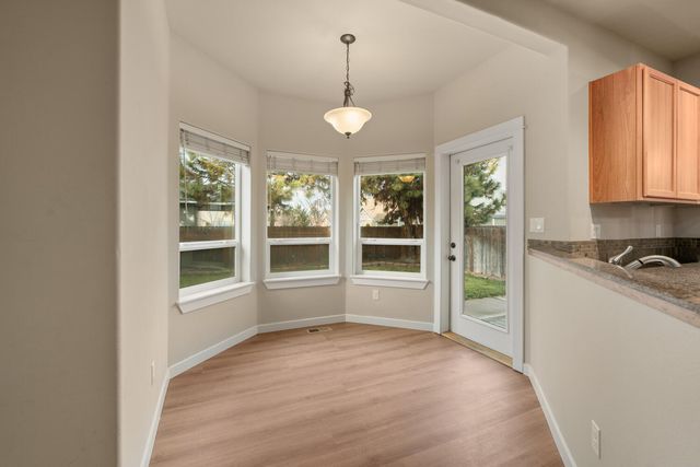 3216 NE Zoe Avenue, Bend, OR 97701