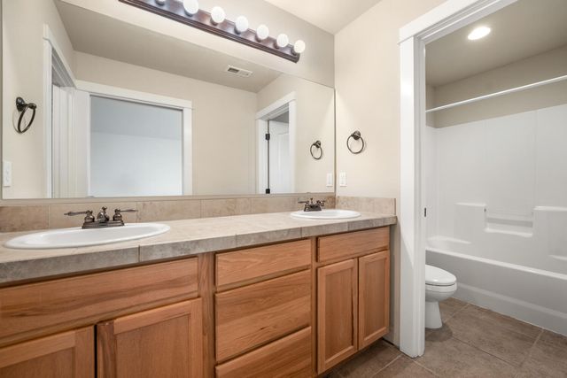 3216 NE Zoe Avenue, Bend, OR 97701