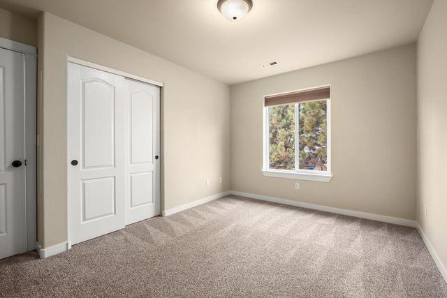 3216 NE Zoe Avenue, Bend, OR 97701