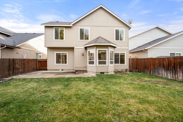 3216 NE Zoe Avenue, Bend, OR 97701