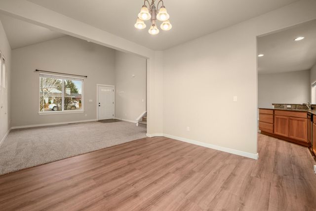 3216 NE Zoe Avenue, Bend, OR 97701