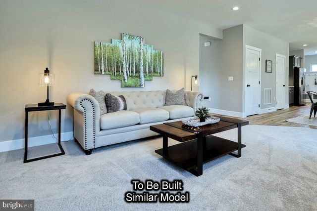 BLUE RIDGE PLAN AT CUMBERLAND PRESERVE ESTATES, Carlisle, PA 17015