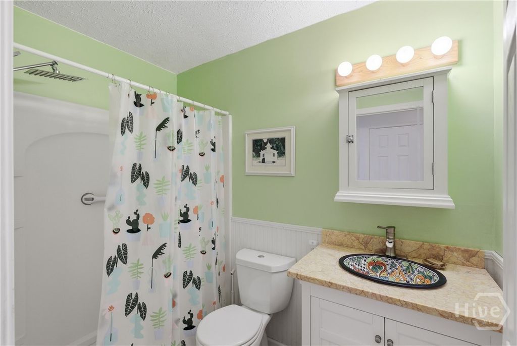 Image 40 of property listing at 8 Lighthouse Lane, Tybee Island, GA 31328