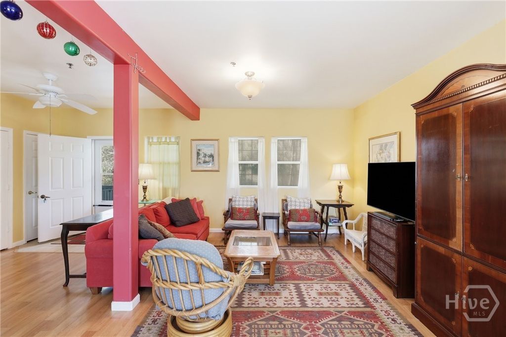 Image 6 of property listing at 8 Lighthouse Lane, Tybee Island, GA 31328