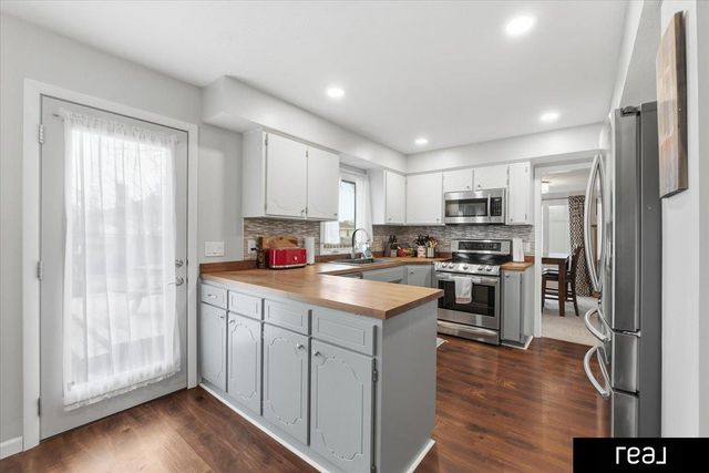 12908 S 29th Avenue, Bellevue, NE 68123