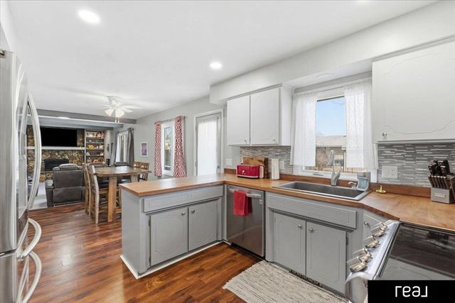 12908 S 29th Avenue, Bellevue, NE 68123