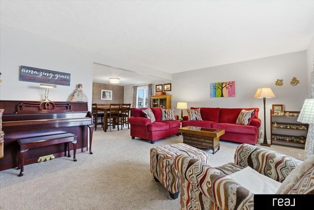 12908 S 29th Avenue, Bellevue, NE 68123