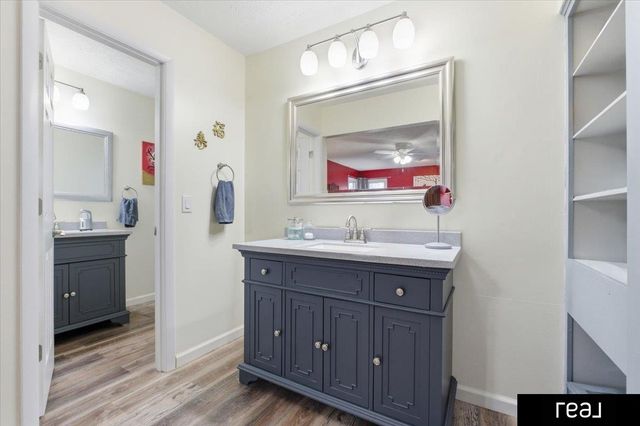 12908 S 29th Avenue, Bellevue, NE 68123