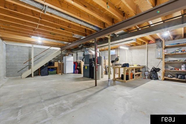 12908 S 29th Avenue, Bellevue, NE 68123