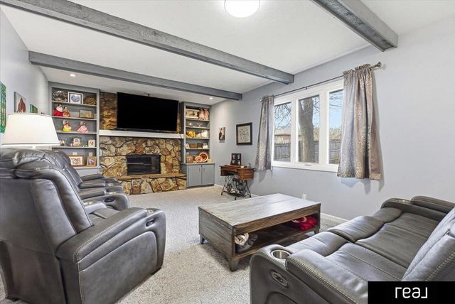 12908 S 29th Avenue, Bellevue, NE 68123