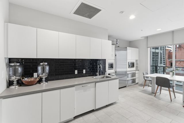 515 Church St Unit 3601, Nashville, TN 37219