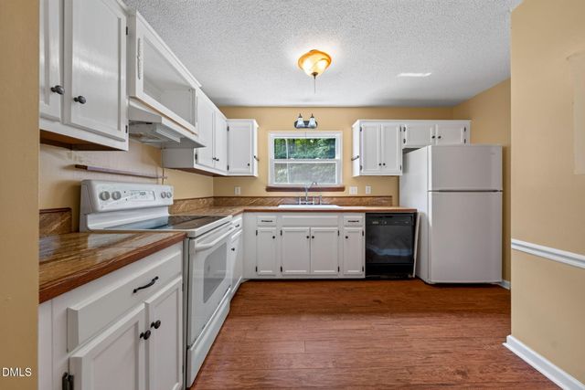 5701 Forest Lawn Court, Raleigh, NC 27612