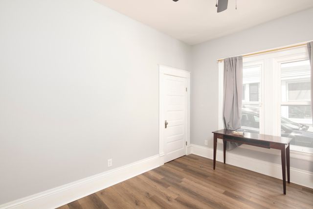 16 16th Street, Paris, KY 40361