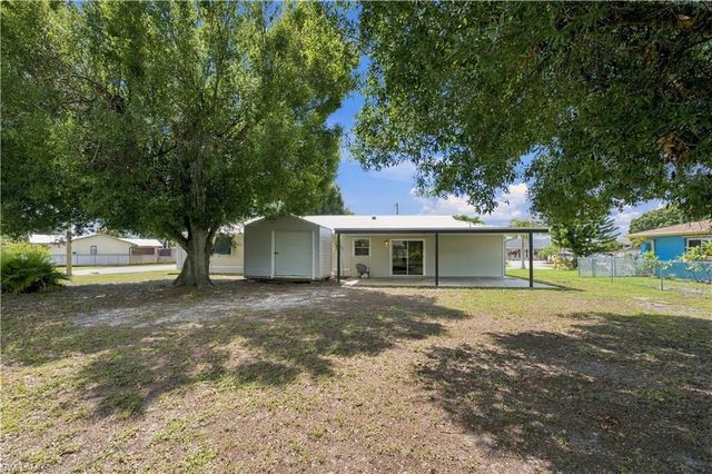 5990 Milne CIR, North Fort Myers, FL 33903