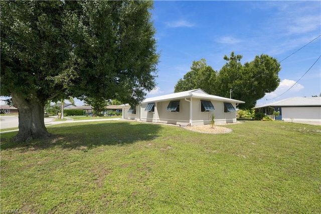 5990 Milne CIR, North Fort Myers, FL 33903