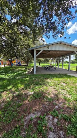 5990 Milne CIR, North Fort Myers, FL 33903
