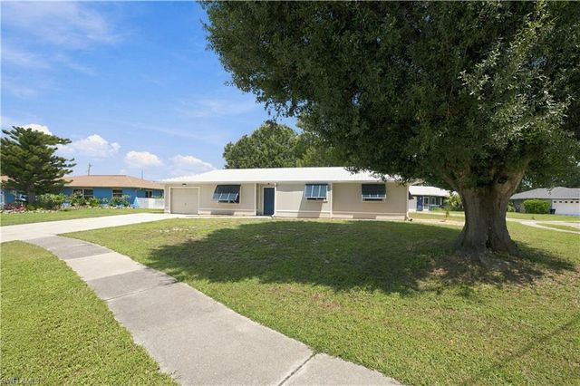 5990 Milne CIR, North Fort Myers, FL 33903
