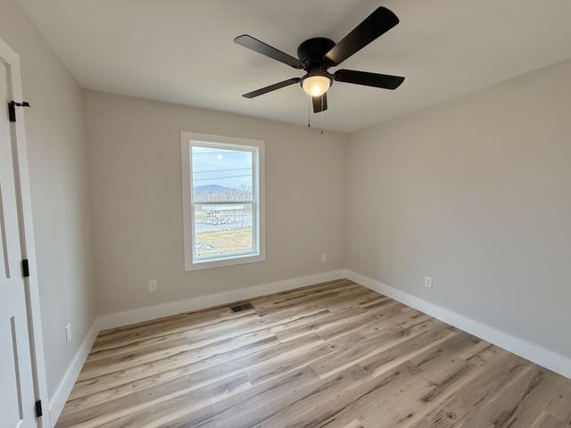 108 Read Ave, Carthage, TN 37030