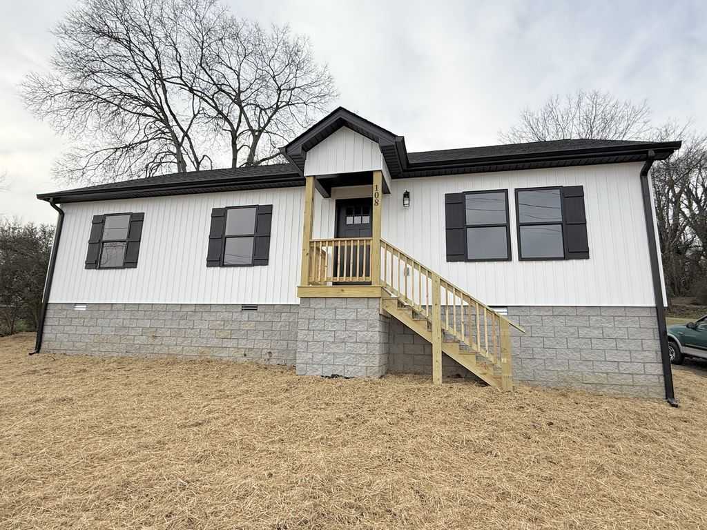 108 Read Ave, Carthage, TN 37030