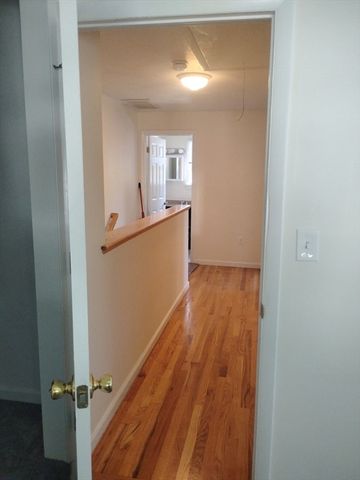 32 Falmouth Ave 0, Brockton, MA 02301