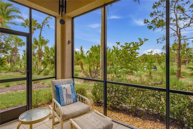 9154 Cherry Oaks LN 101, Naples, FL 34114