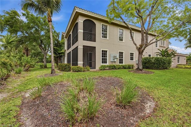 9154 Cherry Oaks LN 101, Naples, FL 34114