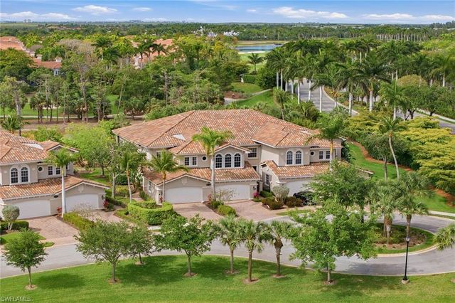 9154 Cherry Oaks LN 101, Naples, FL 34114