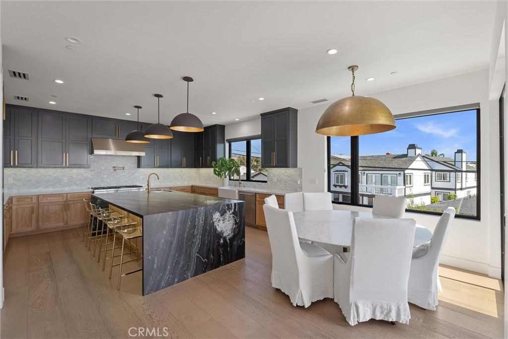 Image 10 of property listing at 1504 Prospect Avenue, Hermosa Beach, CA 90254