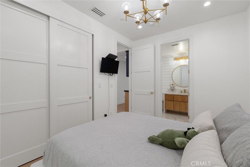 Image 39 of property listing at 1504 Prospect Avenue, Hermosa Beach, CA 90254