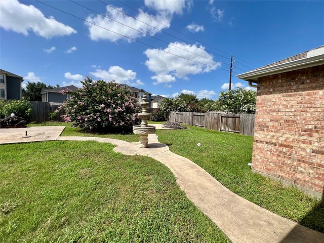 16314 Hillside Garden Lane, Houston, TX 77084