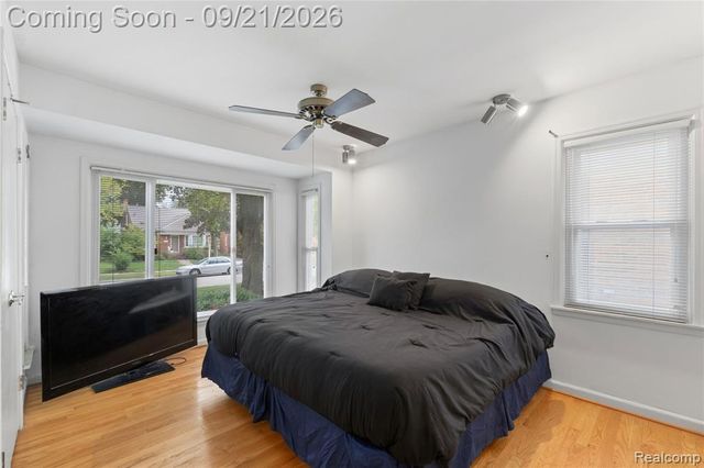 9665 Arcola Street, Livonia, MI 48150